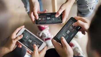 Securing Multiplayer Mobile Gaming Against Manipulation & Cyberthreats